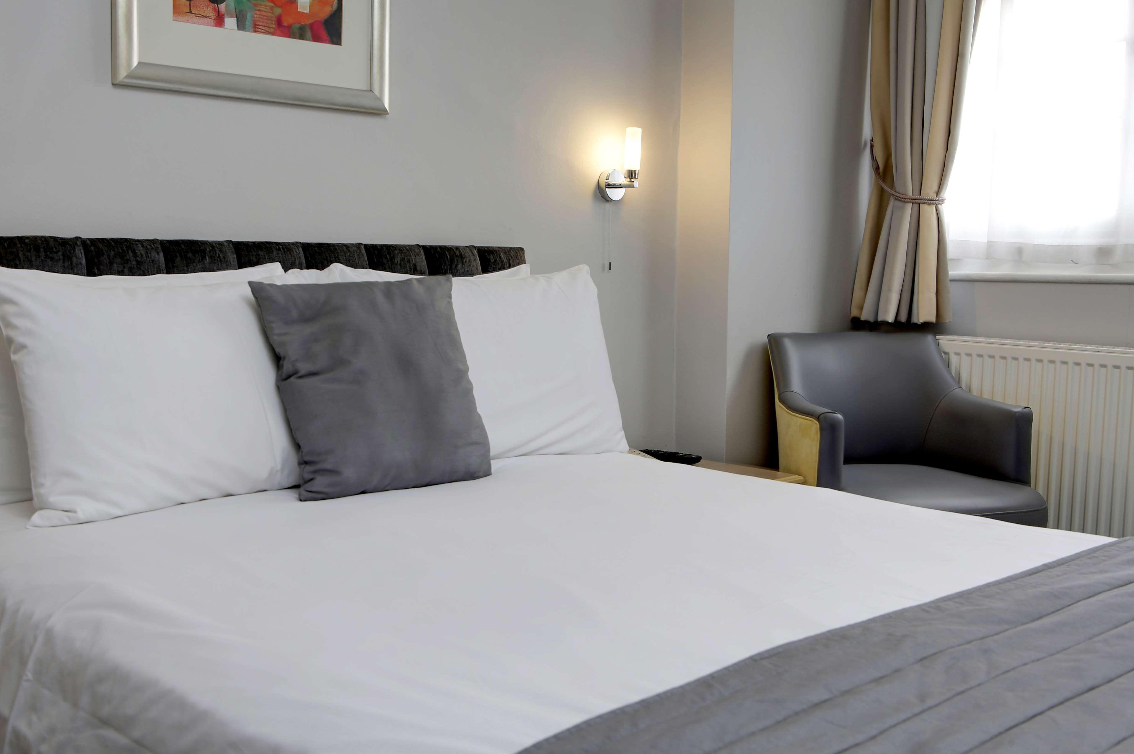 Best Western Calcot Hotel Reading Exterior foto